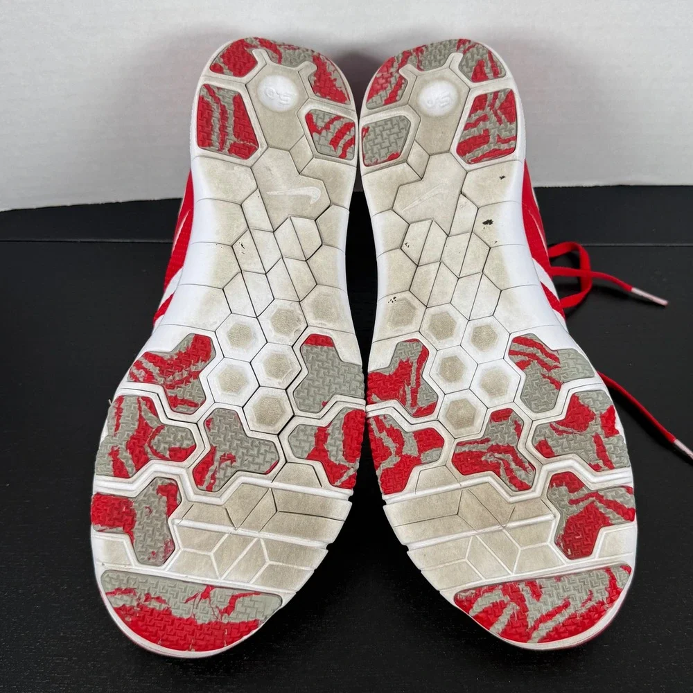 Nike Mens Size 9.5 Ohio State Buckeyes Free Trainer 5.0 V6 Shoes 723939-603